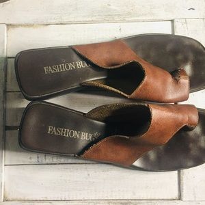Fashion bug size 8 1/2 brown heels sandals